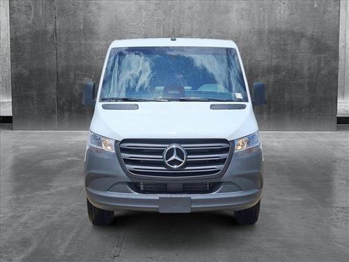 2025 Mercedes-Benz Sprinter 2500 Standard Roof