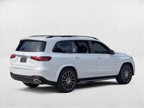 2026 Mercedes-Benz GLS 580 4MATIC