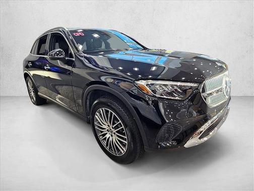 2025 Mercedes-Benz GLC 300 Base