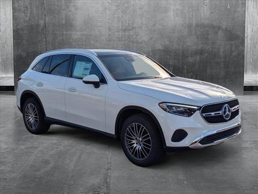 2025 Mercedes-Benz GLC 300 Base