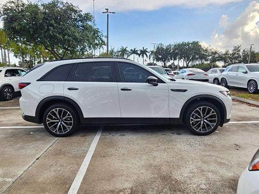 2025 Mazda CX-70 PHEV Premium Plus Package
