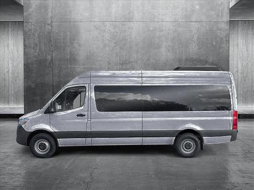 2025 Mercedes-Benz Sprinter 2500 Standard Roof
