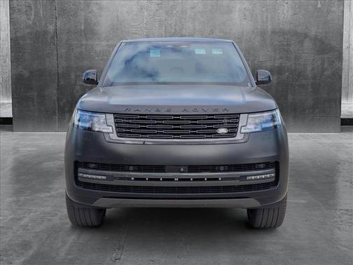 2024 Land Rover Range Rover P530 SE