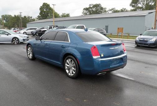 2020 Chrysler 300 Touring