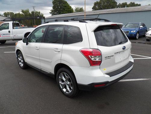 2015 Subaru Forester 2.5i Touring