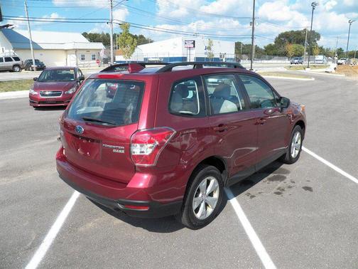 2016 Subaru Forester 2.5i
