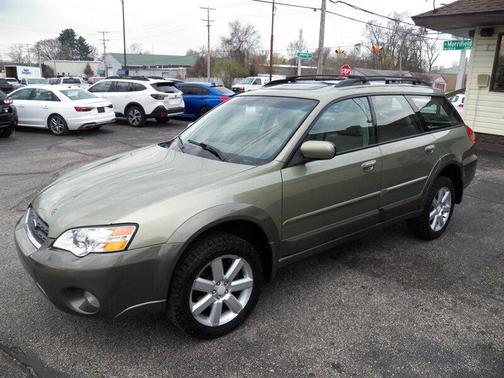 Willow Green Opal/Moss Green Metallic 2006 Subaru Outback 2.5 i Limited