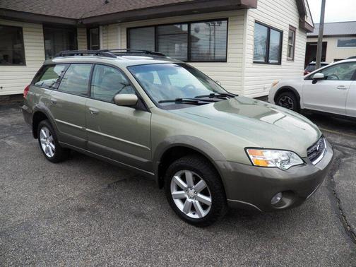 Willow Green Opal/Moss Green Metallic 2006 Subaru Outback 2.5 i Limited