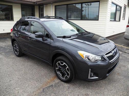 Dark Gray Metallic 2017 Subaru Crosstrek 2.0i Limited