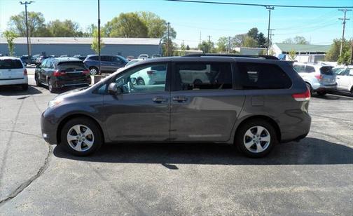 2013 Toyota Sienna LE