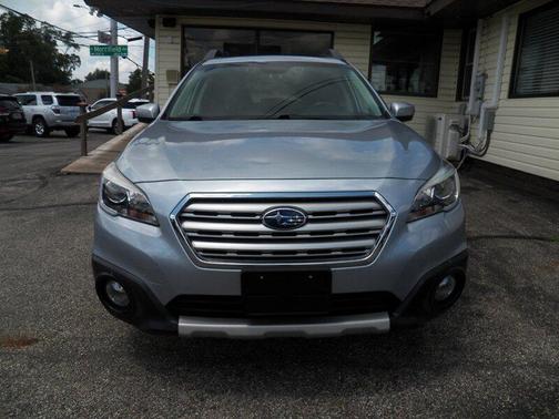 Ice Silver Metallic 2015 Subaru Outback 2.5i Limited
