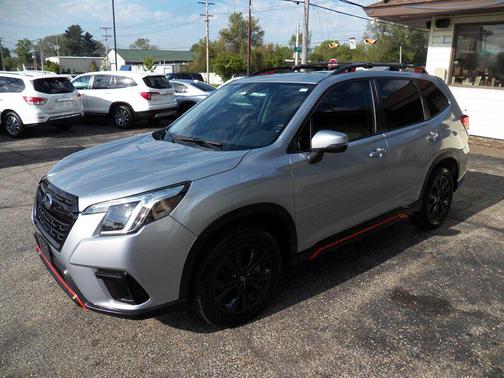 Ice Silver Metallic 2022 Subaru Forester Sport