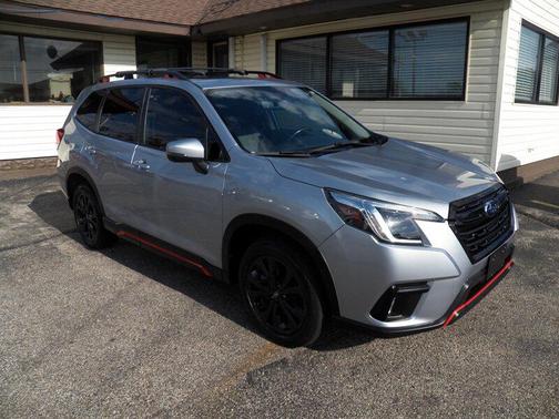 Ice Silver Metallic 2022 Subaru Forester Sport
