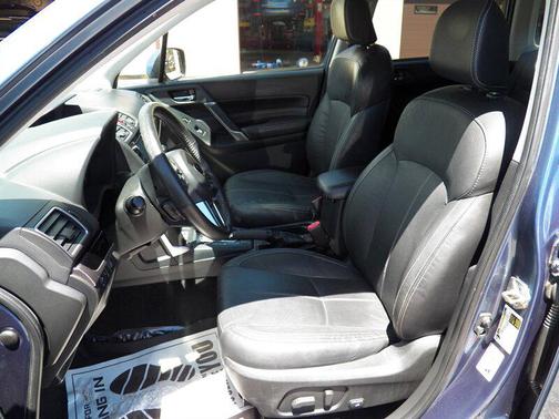 Quartz Blue Pearl 2017 Subaru Forester 2.5i Touring