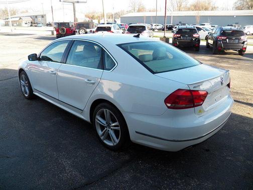 Candy White 2013 Volkswagen Passat 2.0 TDI SEL Premium
