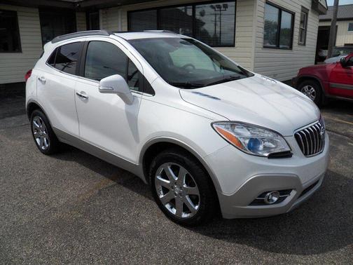 White Pearl Tricoat/Satin Nickel Metallic 2016 Buick Encore Leather