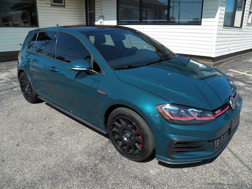 2019 Volkswagen Golf GTI 2.0T S 4-Door