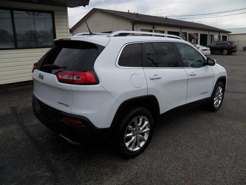Bright White Clearcoat 2015 Jeep Cherokee Limited