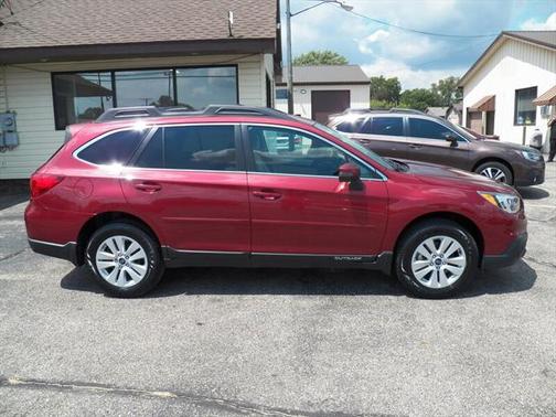 2017 Subaru Outback 2.5i Premium