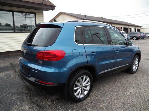 Pacific Blue 2017 Volkswagen Tiguan 2.0T Wolfsburg Edition