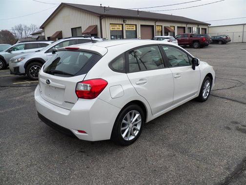 2014 Subaru Impreza 2.0i Premium