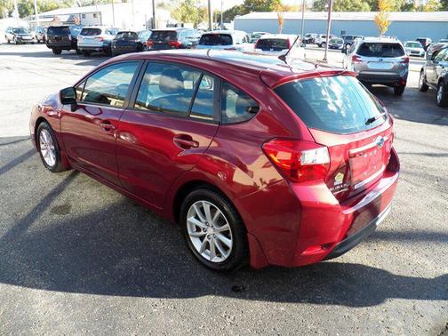 2014 Subaru Impreza 2.0i Premium