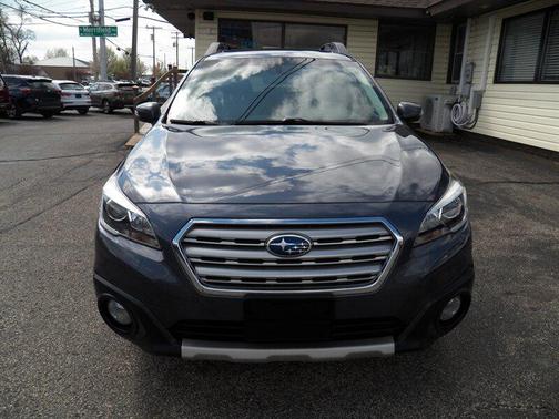 Lapis Blue Pearl 2017 Subaru Outback 2.5i Limited