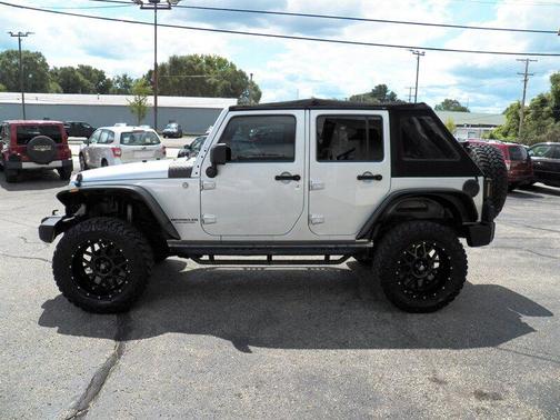 2011 Jeep Wrangler Unlimited Sport