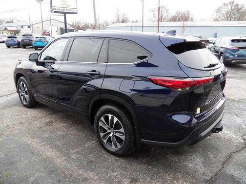 2020 Toyota Highlander Hybrid XLE