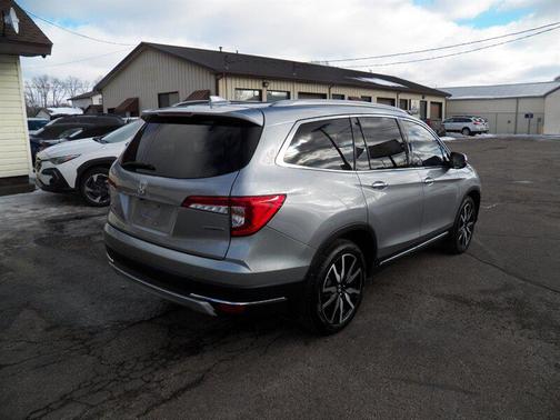 2020 Honda Pilot Touring 8-Passenger