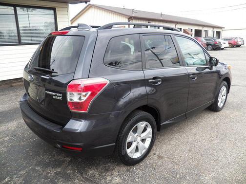 Dark Gray Metallic 2016 Subaru Forester 2.5i Premium