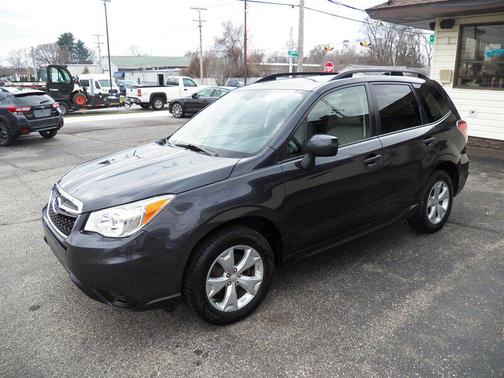 Dark Gray Metallic 2016 Subaru Forester 2.5i Premium