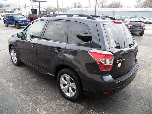 Dark Gray Metallic 2016 Subaru Forester 2.5i Premium