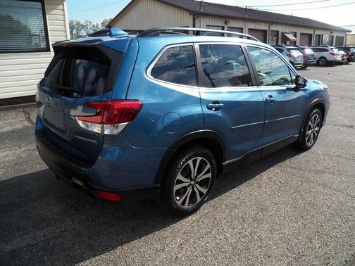 Horizon Blue Pearl 2021 Subaru Forester Limited
