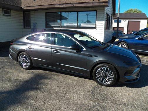 2024 Hyundai SONATA Hybrid SE