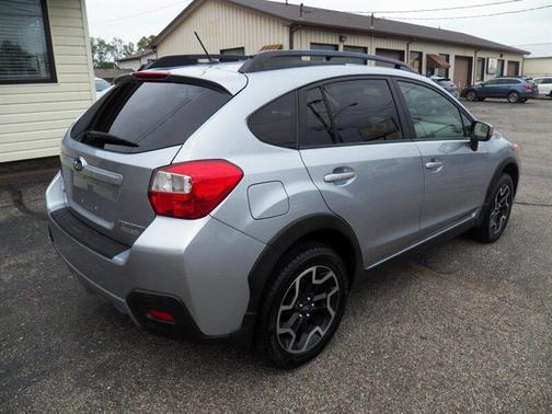 Ice Silver Metallic 2016 Subaru Crosstrek 2.0i Premium