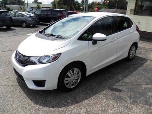 White Orchid Pearl 2015 Honda Fit LX