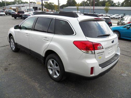2013 Subaru Outback 2.5i Premium