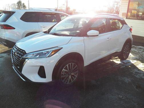 2024 Nissan Kicks SV