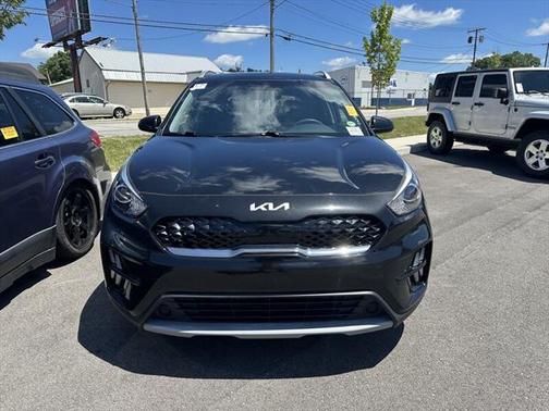 2022 Kia Niro LX