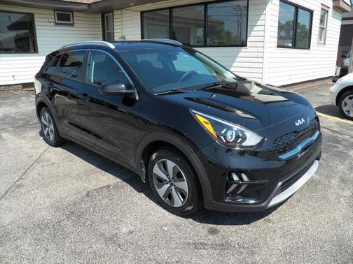 2022 Kia Niro LX