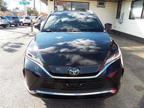 2022 Toyota Venza XLE