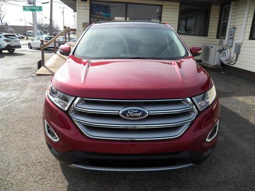 Red 2017 Ford Edge SEL