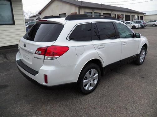 2011 Subaru Outback 2.5 i Premium