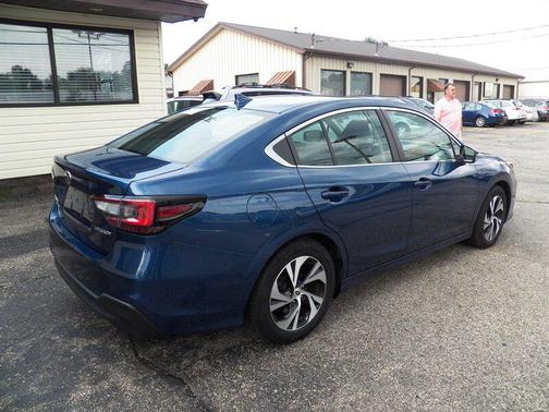 Abyss Blue Pearl 2022 Subaru Legacy Premium