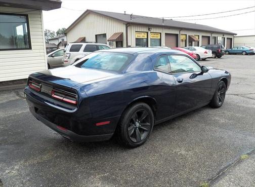 2016 Dodge Challenger SXT