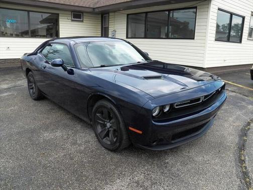 2016 Dodge Challenger SXT