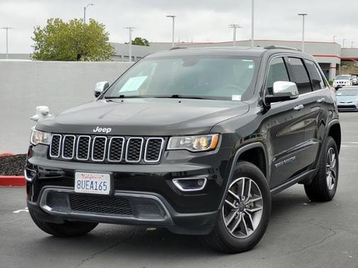 Photo 2 of 45 of 2021 Jeep Grand Cherokee Limited