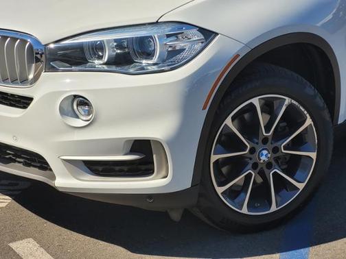 Photo 4 of 45 of 2018 BMW X5 xDrive35i