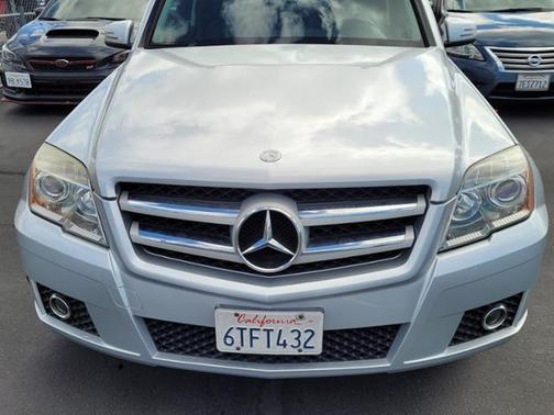 Photo 2 of 21 of 2012 Mercedes-Benz GLK-Class GLK 350 4MATIC